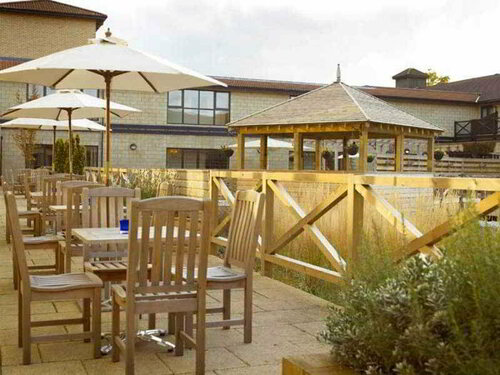 Гостиница Hampshire Court Hotel & SPA в Бейзингстоке