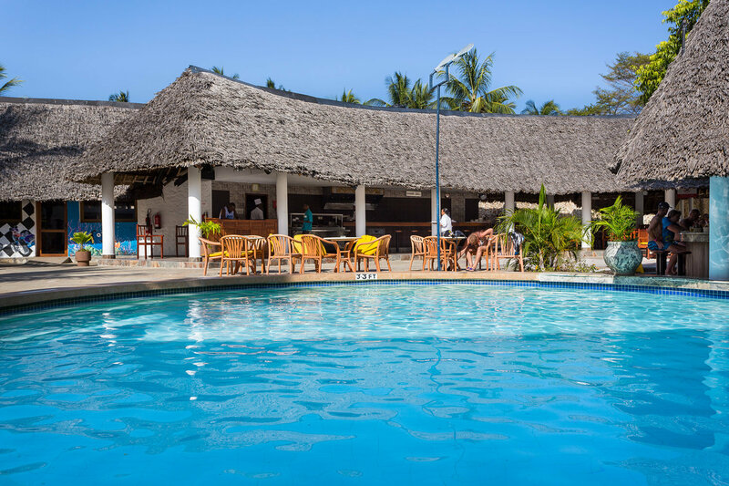 Гостиница Travellers Beach Hotel & Club в Момбасе