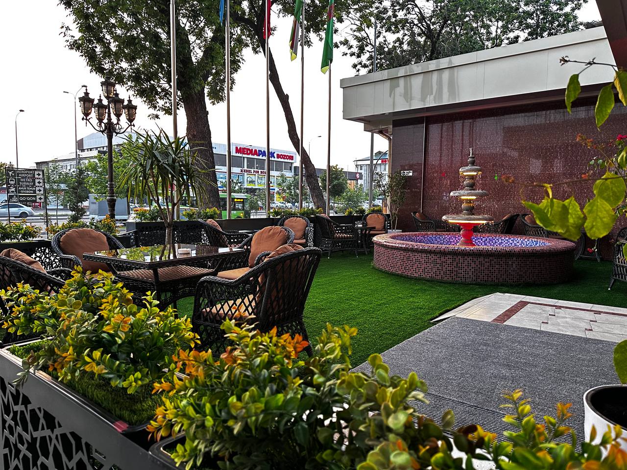 Фото Khan Palace Hotel