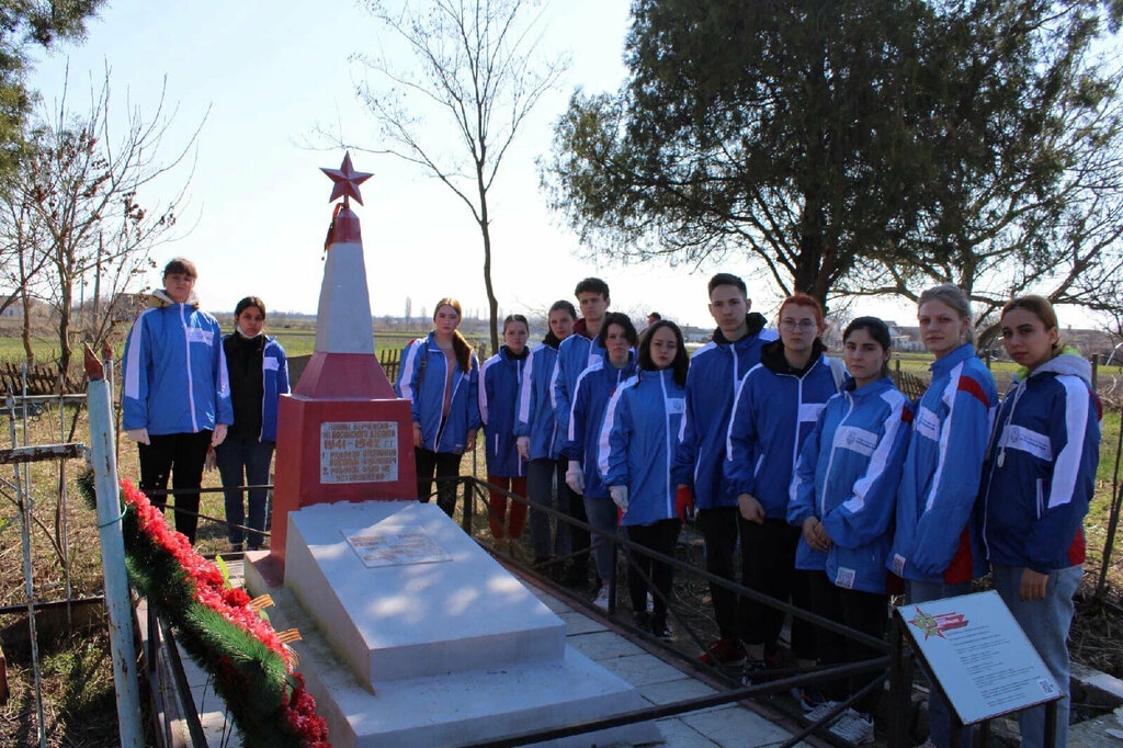 Monument, memorial Братская могила советских воинов 1944 г., Republic of Crimea, photo