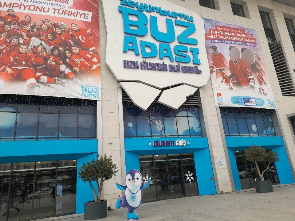 Ice rink Zeytinburnu Buz Adasi, Istanbul, photo