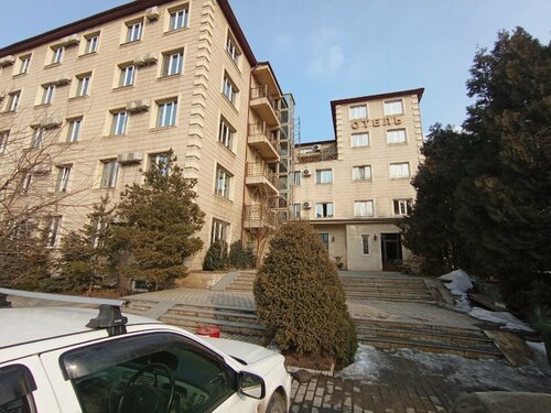 Внешний вид отеля Rich в Бишкеке, фото 1