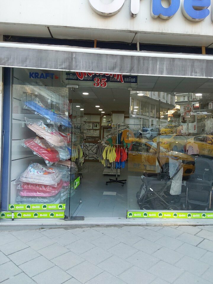 Children's clothing store Orbebe Baby & Trousseau, Istanbul, photo