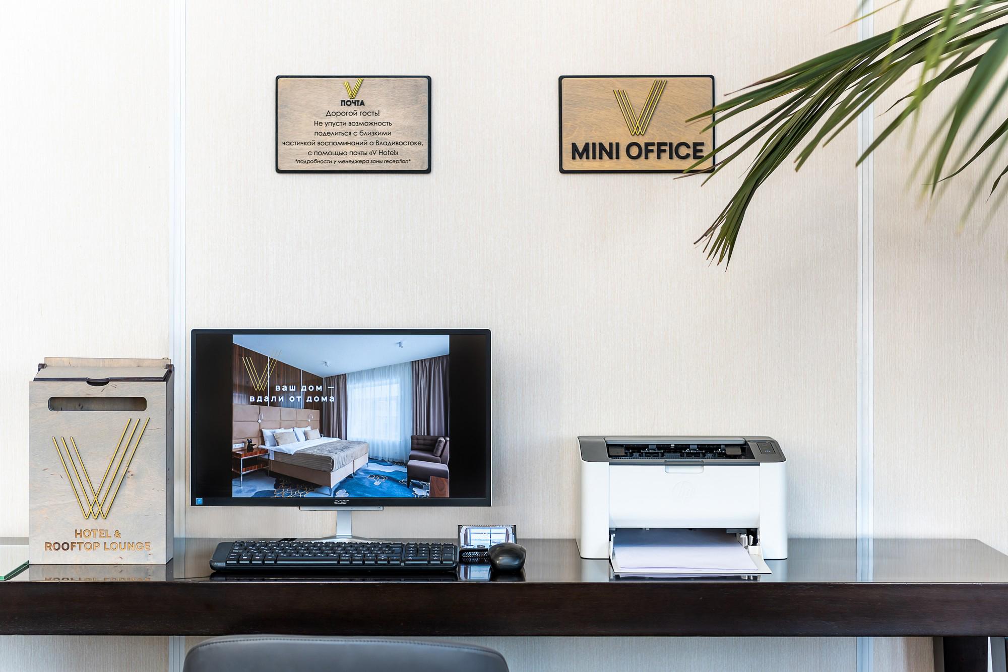 Фото V Hotel&Rooftop Lounge