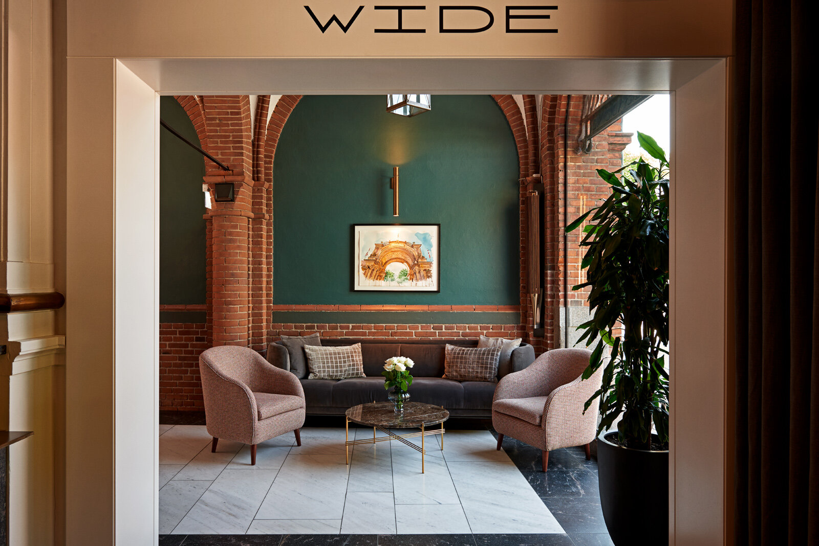 Фото Ascot Hotel