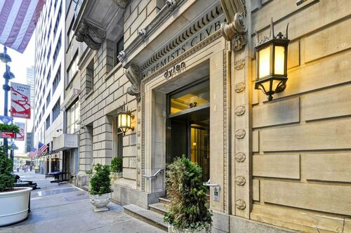Гостиница Dylan Hotel Nyc в Нью-Йорке