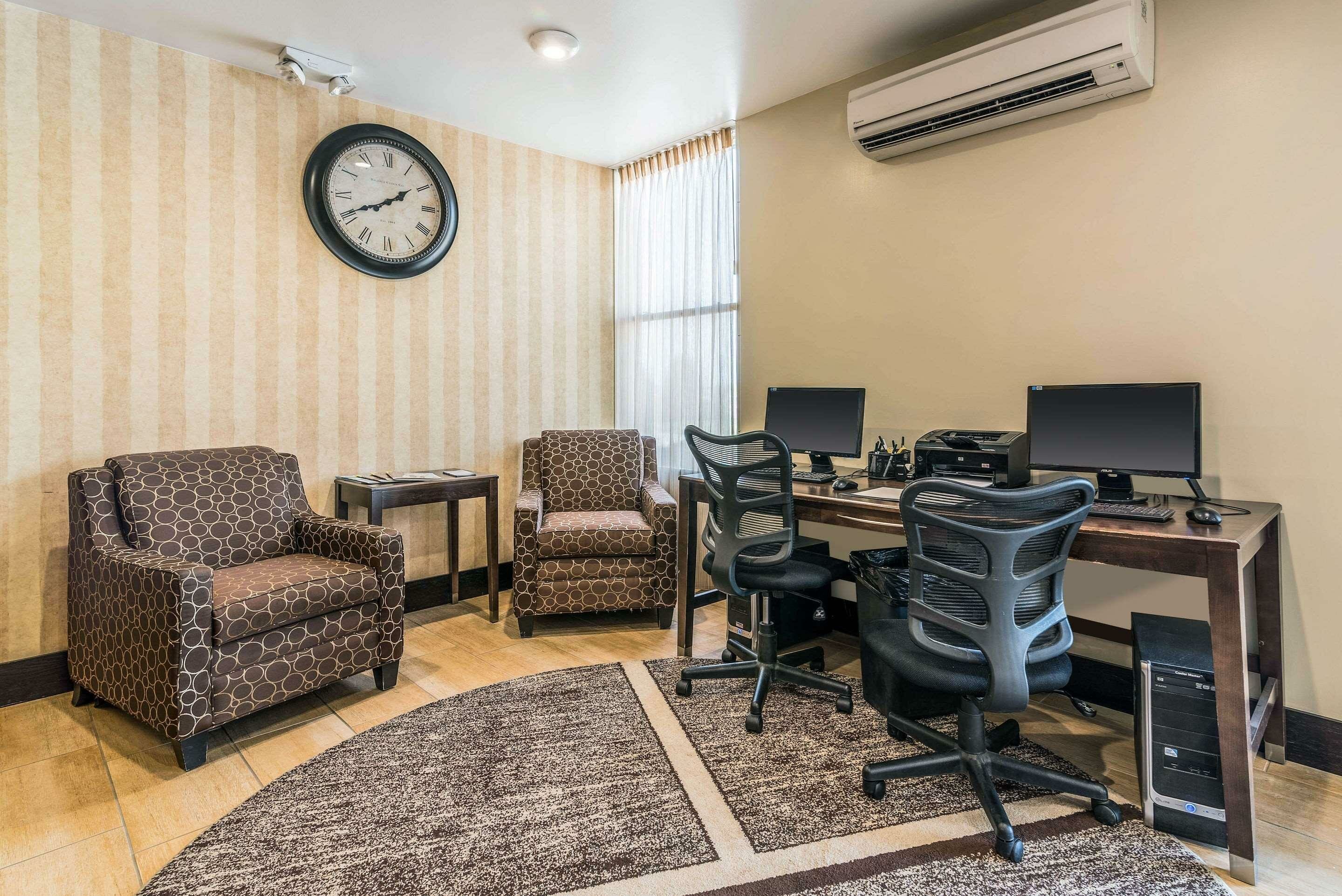 Фото Quality Inn Bangor Airport