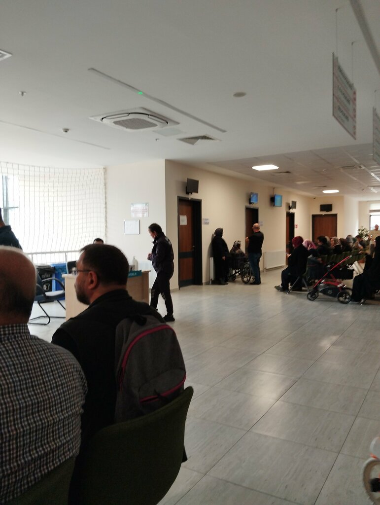 Polyclinic for adults Basaksehir State Hospital Guvercintepe District Polyclinic, Istanbul, photo