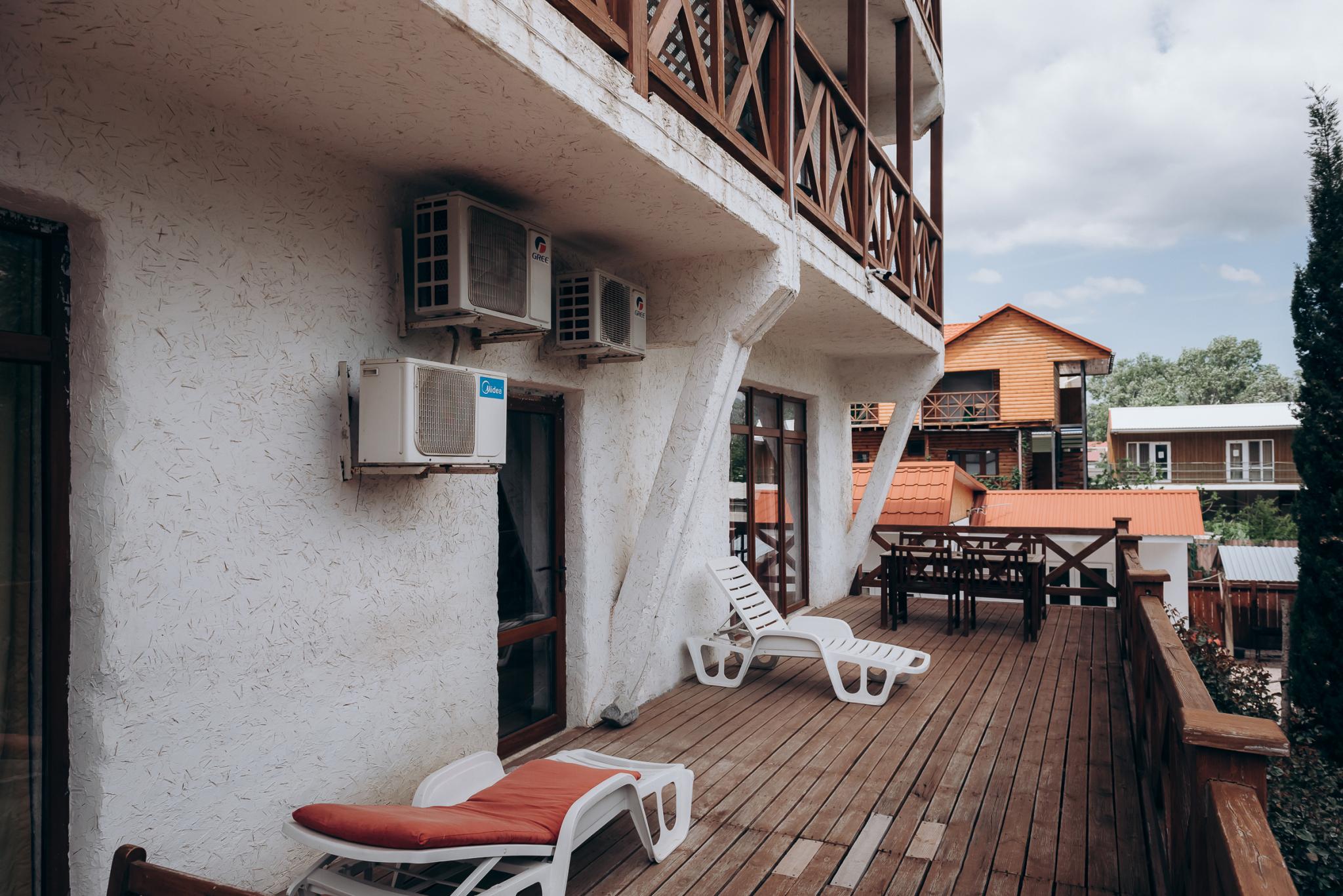 Фото Южный берег Сервет