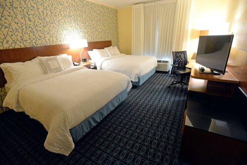 Гостиница Fairfield Inn & Suites Bowling Green в Боулинг Грин
