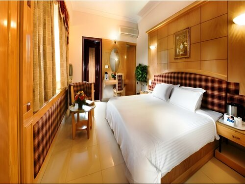 Гостиница Hotel Vt Paradise в Бангалоре