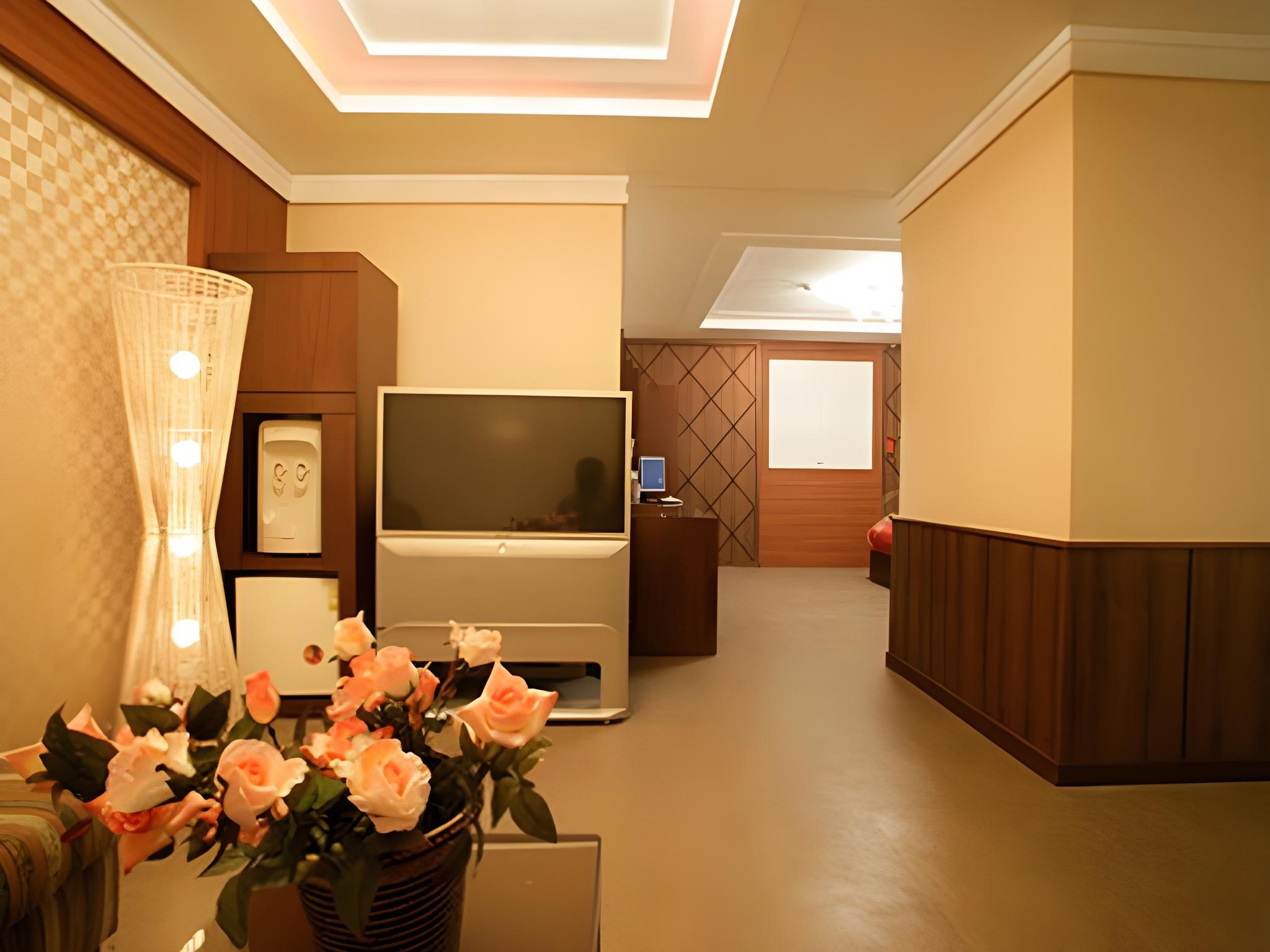 Фото Hotel No. 1