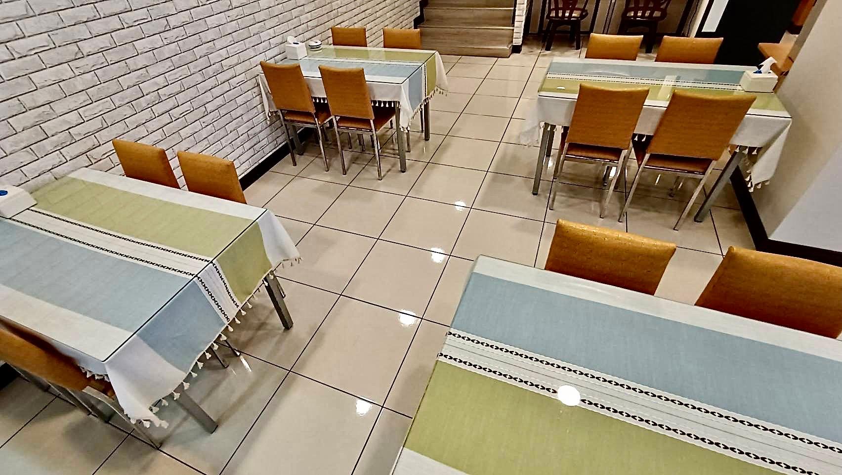 Фото Yinglun Hotel