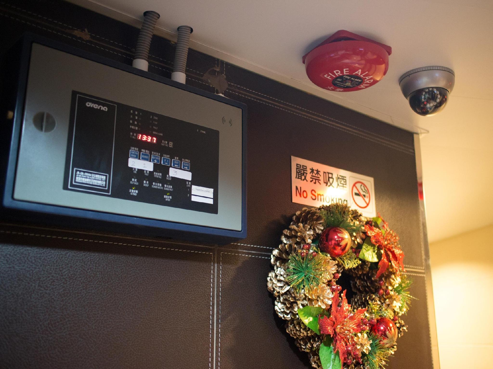 Фото Garden Hotel