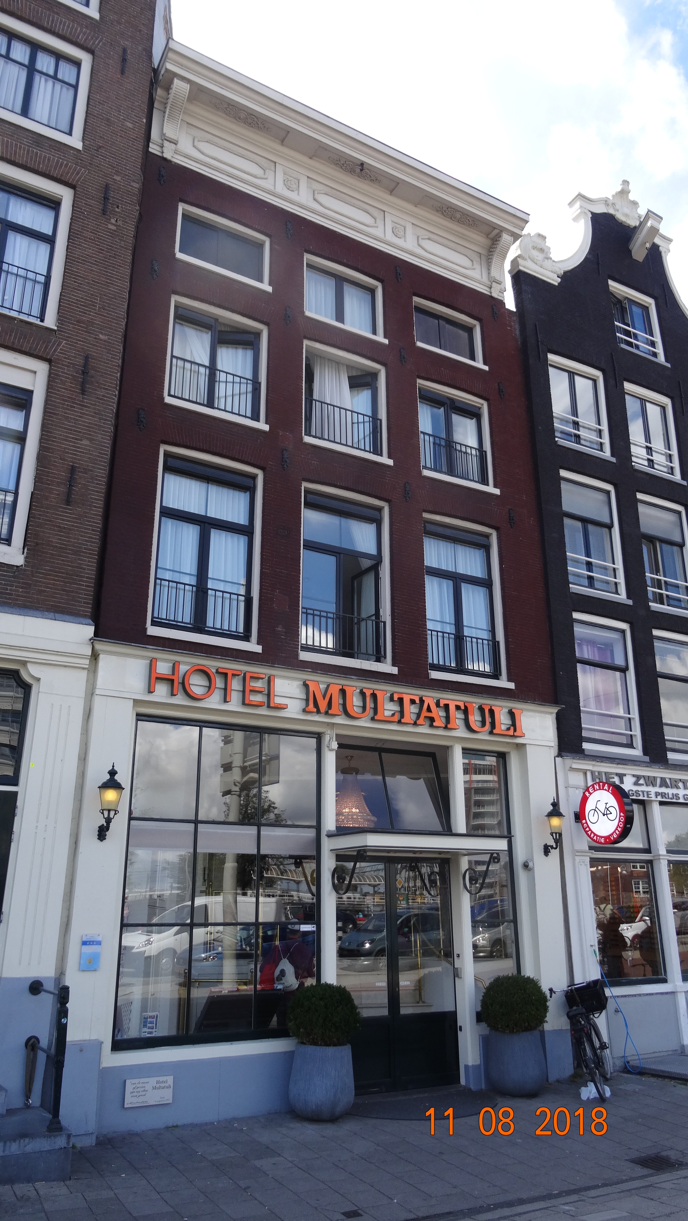 Фото Hotel Multatuli