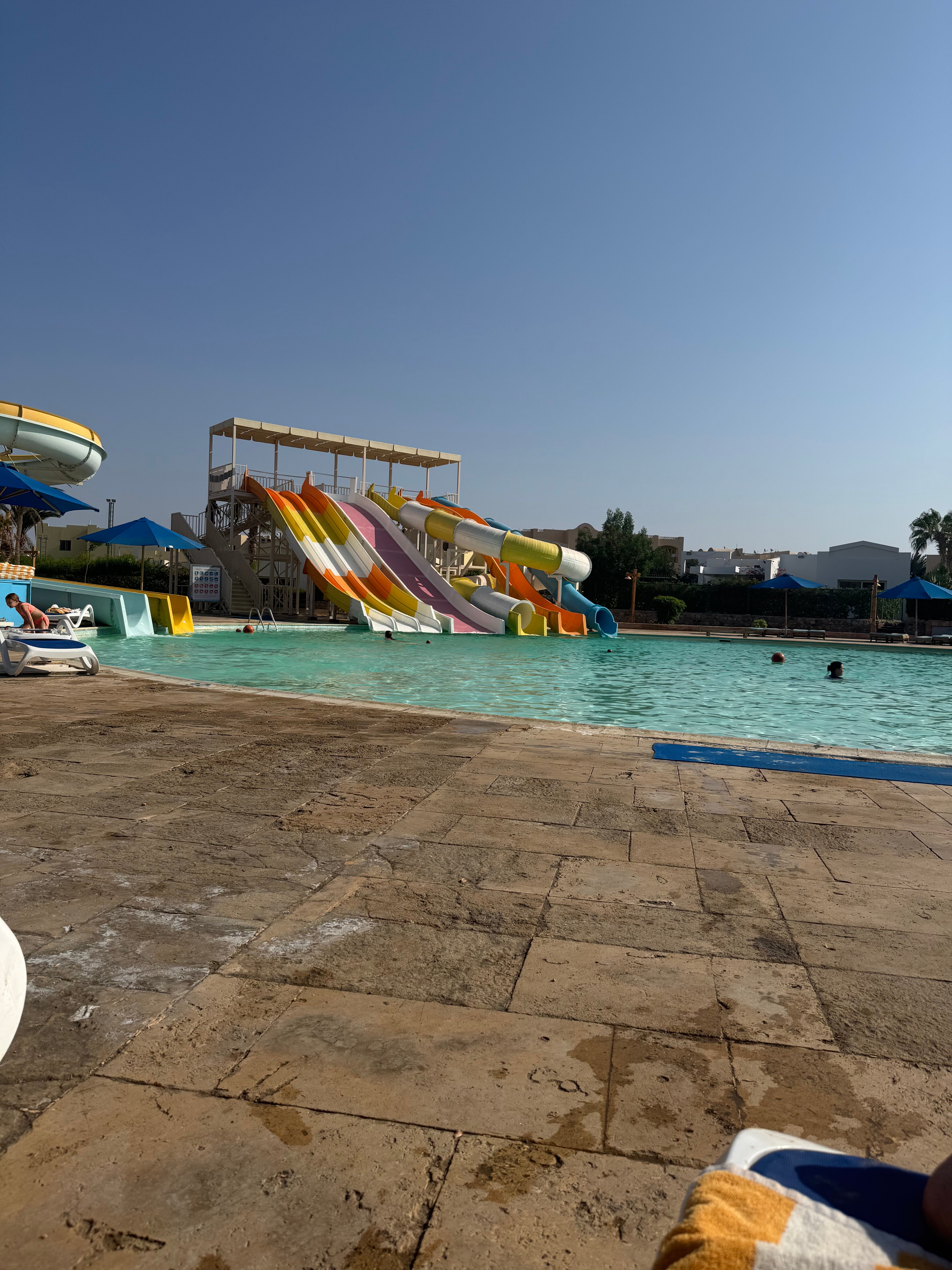 Фото Amwaj Oyoun Resort