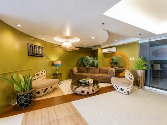 Фото Festive Hotel