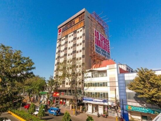 Hotel RedDoorz Plus @ Jones Avenue Cebu, Cebu, photo