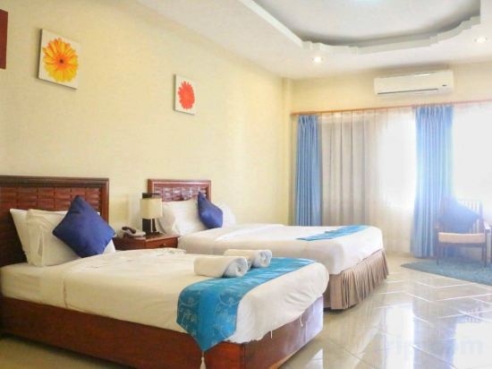 Фото New Rose Boutique Hotel