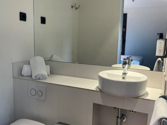 Фото EasyHotel Madrid Centro Atocha