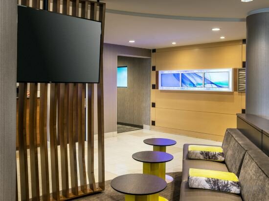 Фото SpringHill Suites by Marriott Bakersfield