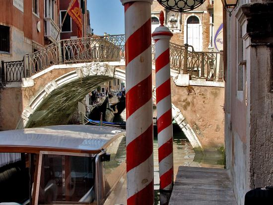 Фото All’Angelo Art Hotel