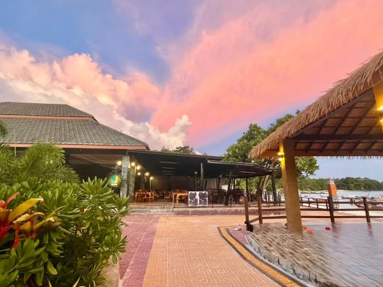 Фото U Rip Resort