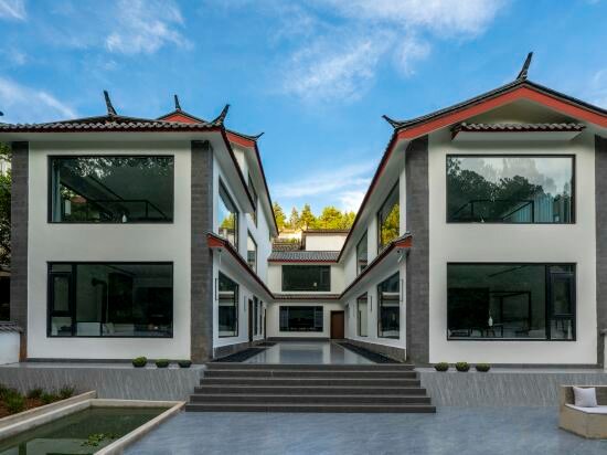 Hotel Yunbianyu Inn, Yunnan, photo