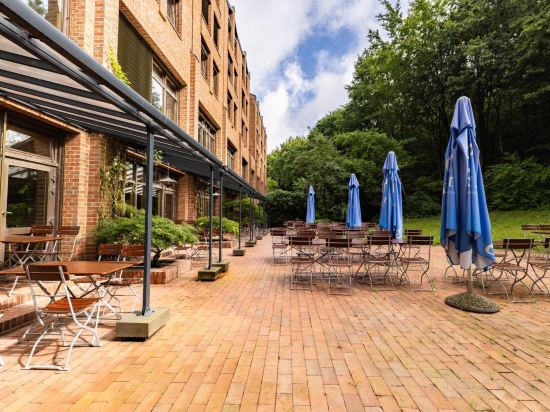 Фото Novum Akademiehotel Kiel