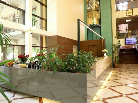 Фото Best Western Plus Paradise Hotel Dilijan