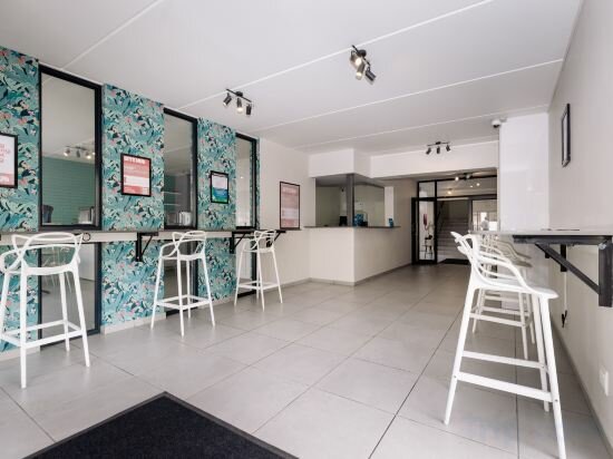 Фото Mint Express Melrose View