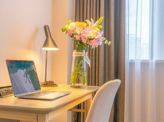 Hotel HanTing Premium Hotel, Nanning, photo