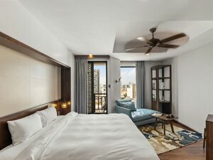 Tokyo Boutique Front Beach Hotel (Da Nang, Đà Nẵng City, Mỹ Khê 8), hotel