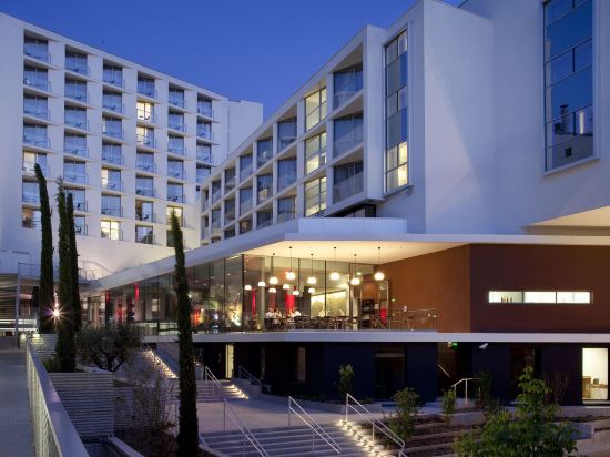 Фото Renaissance Paris Arc de Triomphe Hôtel