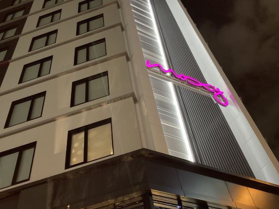 Фото Moxy Osaka Umeda