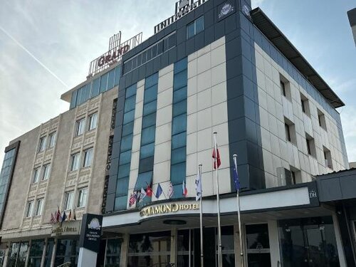 Grand Diamond Hotel