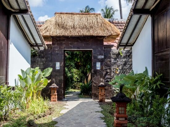 Фото Canvas Escape Resort