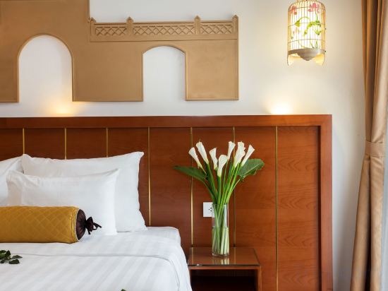 Фото Hanoi Golden Holiday Hotel