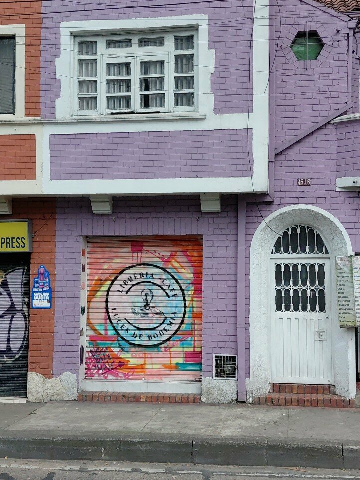 Bookstore Luces de Bohemia. Libreria-Café, Bogota, photo