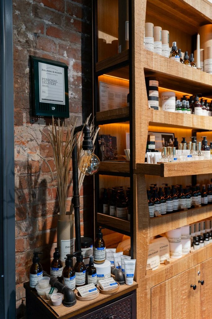 Perfume and cosmetics shop Zielinski & Rozen, Tula, photo