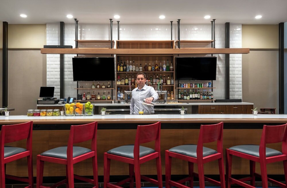 Фото Holiday Inn Denver East, an Ihg Hotel