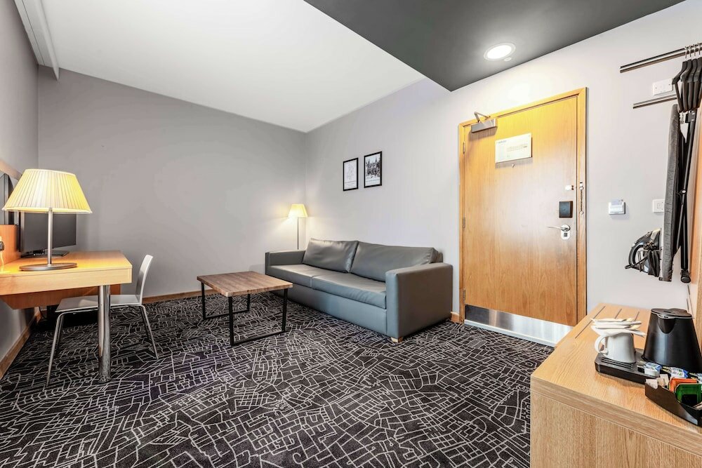 Фото Park Inn by Radisson Peterborough