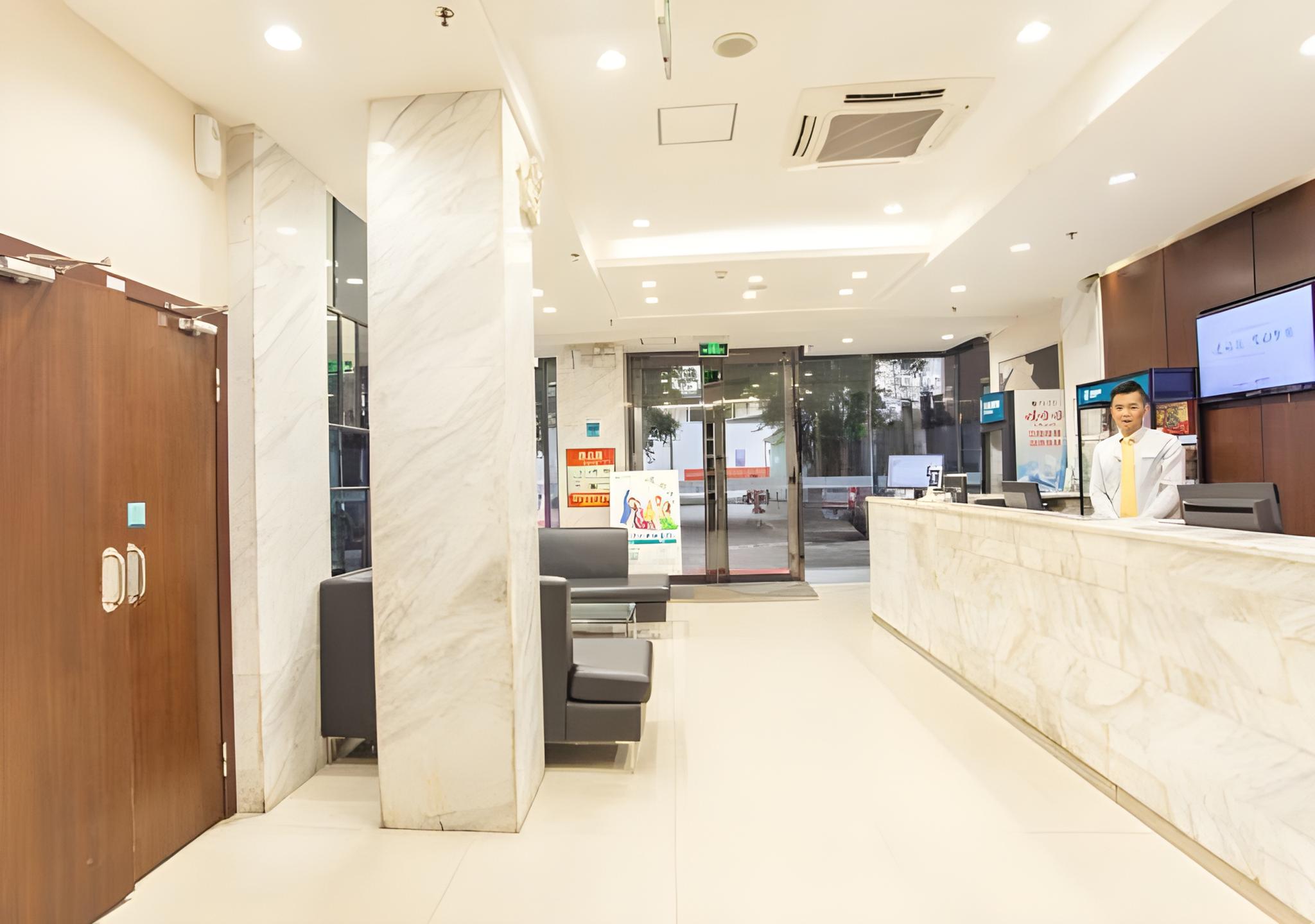 Фото City Comfort Inn