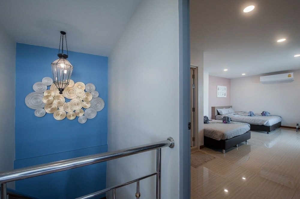 Фото The Moon Night Hotel