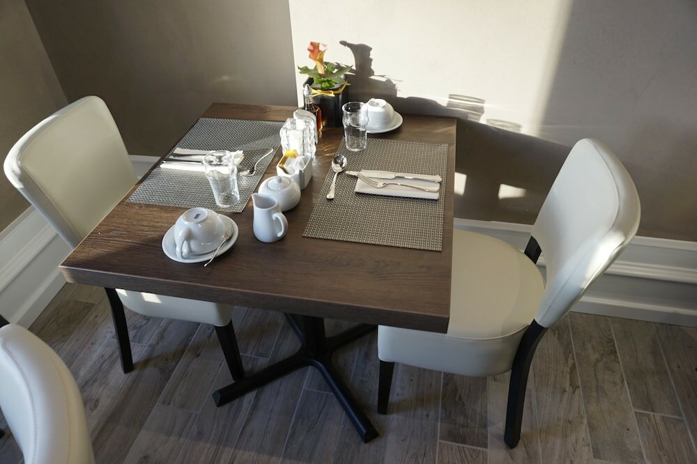 Фото Halvard Hotel