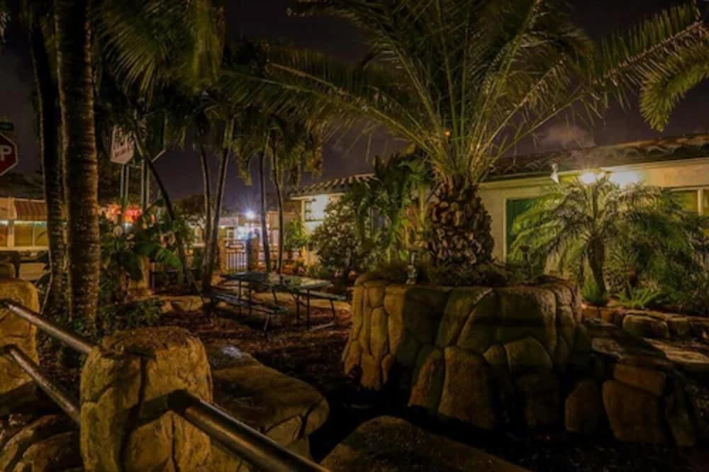 Фото Green Seas Motel