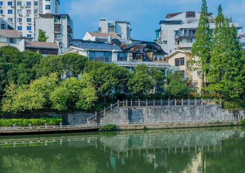 Внешний вид отеля Riverside Inn Guilin Central в Гуйлини, фото 3