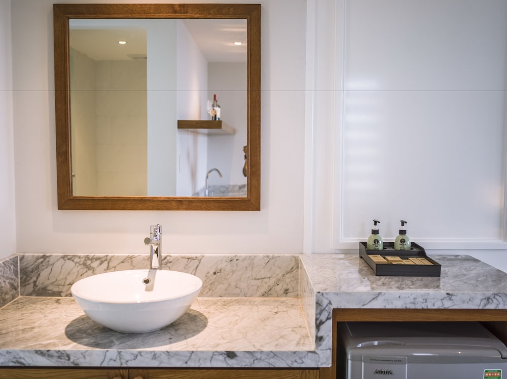 Фото Vinh Hung Old Town Hotel