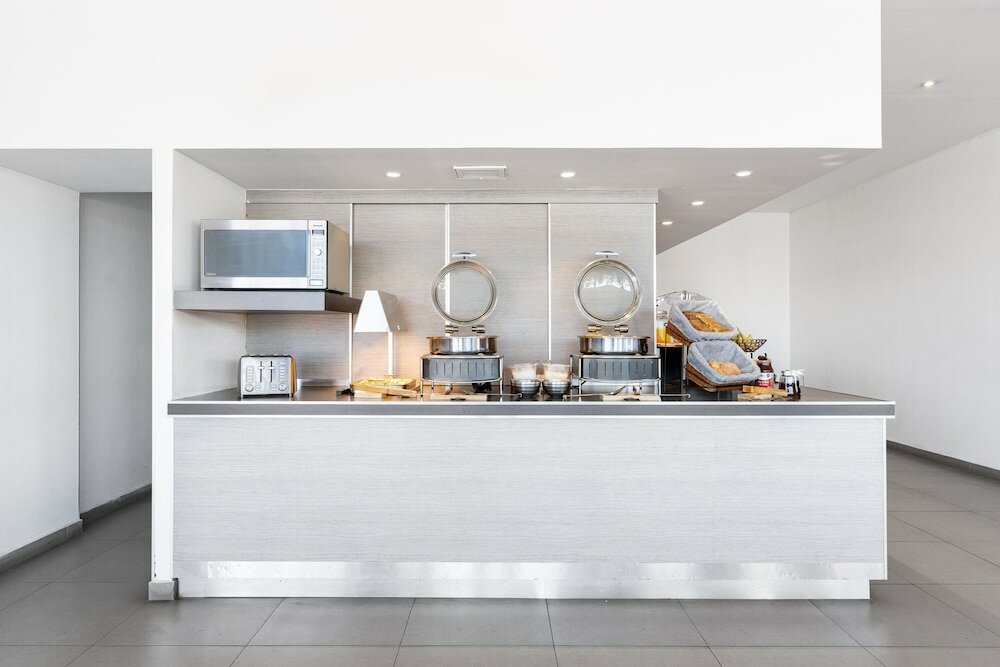 Фото City Express Junior Aguascalientes Centro