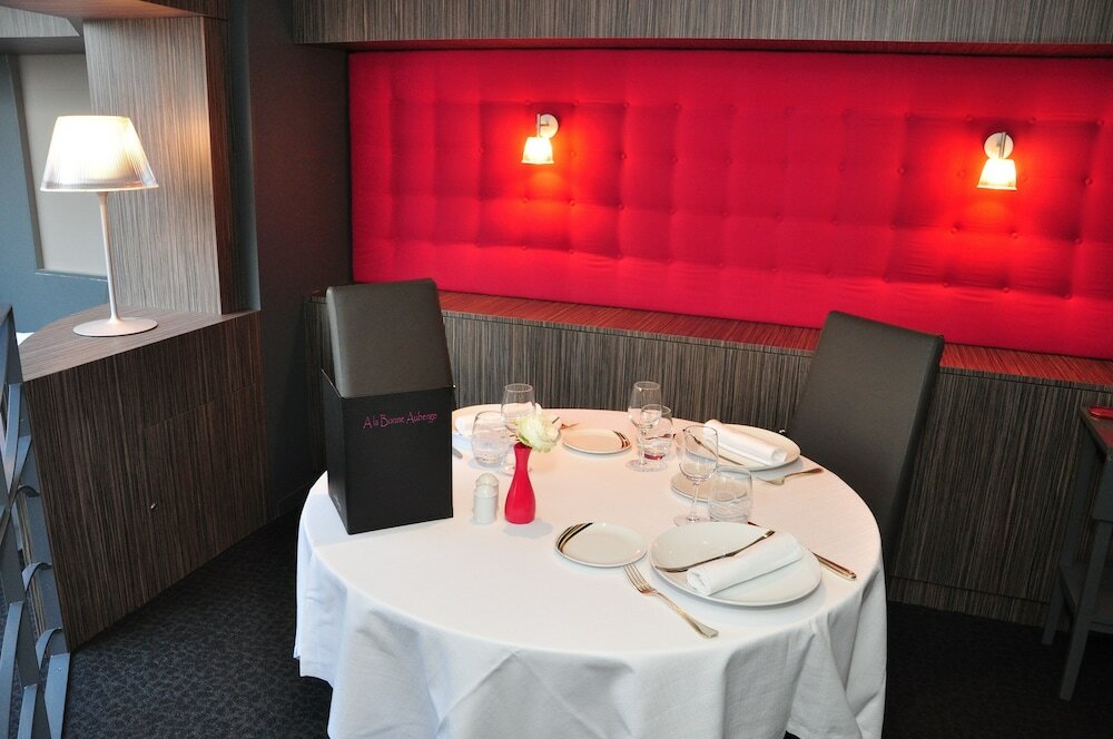 Фото Logis Hôtel À La Bonne Auberge